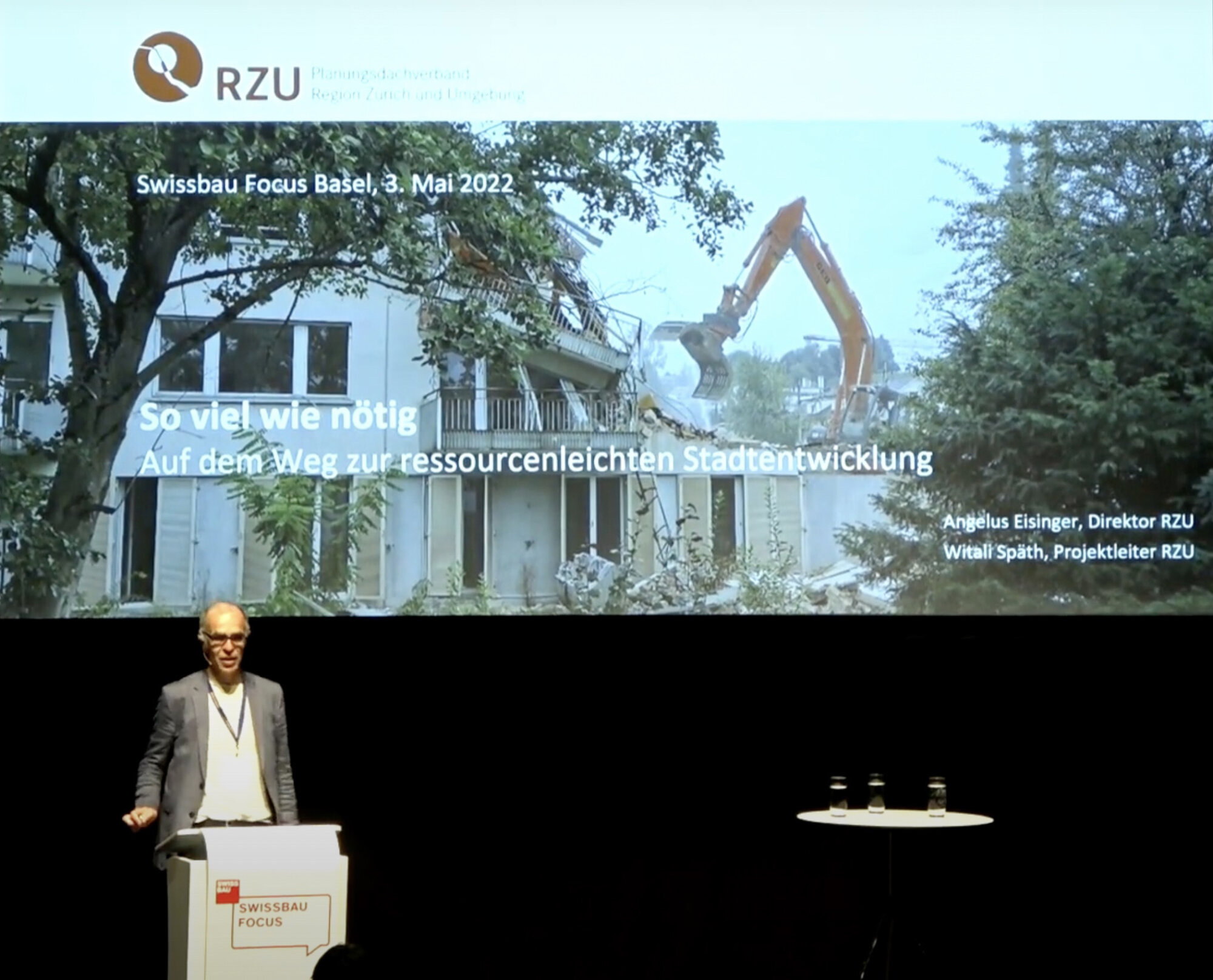 Angelus Eisinger an der Swissbau 2022, Youtube